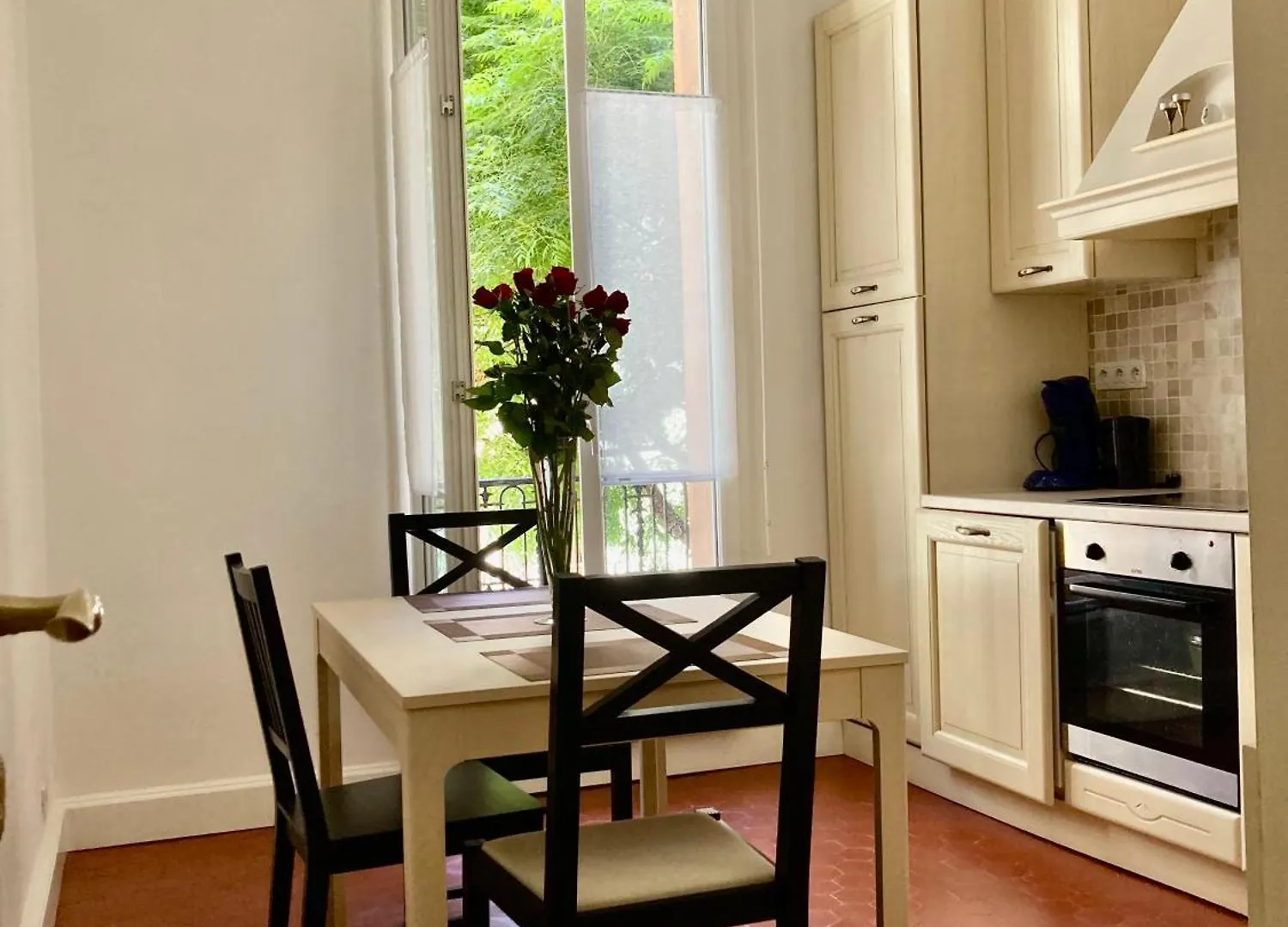Apartmán 2P Moderne Riquier Proche Port, Gare, Tramway Nice